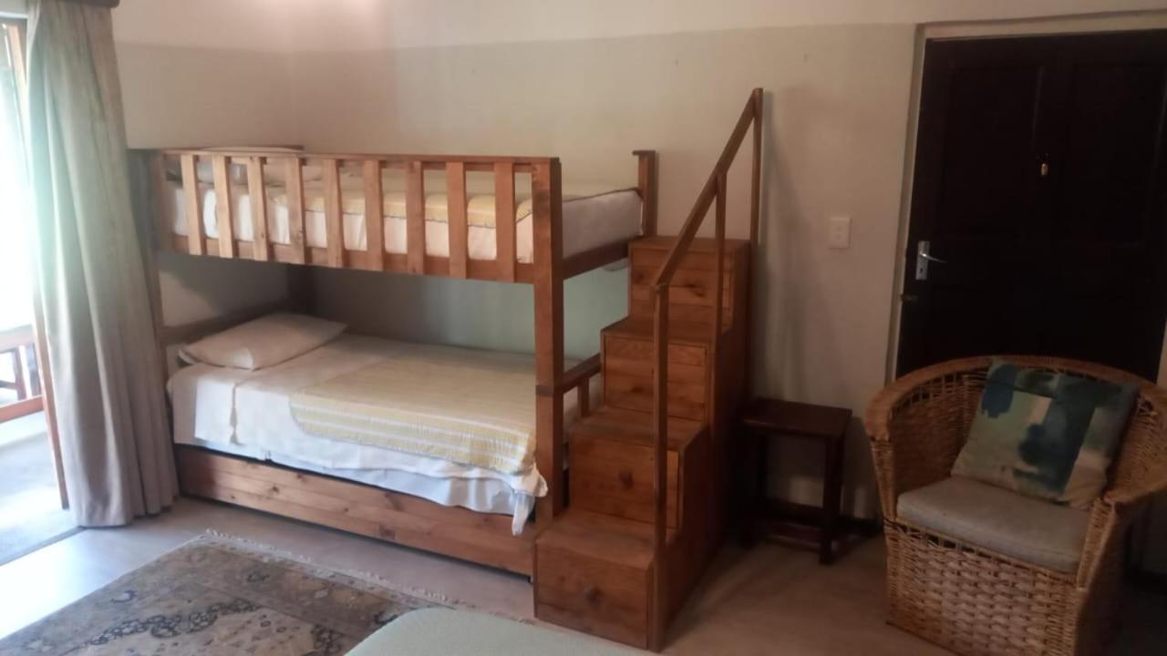 Beit Shalom Before Known As Best Little Guesthouse Оудсхорн Экстерьер фото